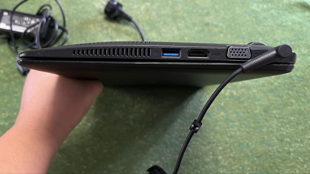 Нетбук ASUS X200M