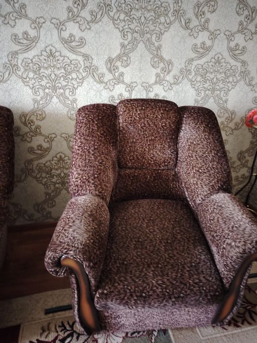 Диван кресла в гостиную