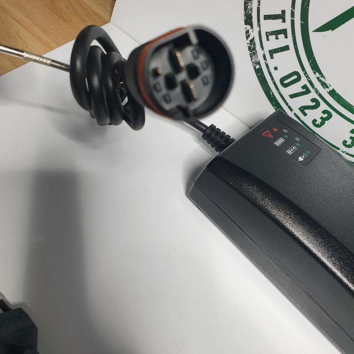 Incarcator Baterie bicicleta electrica Spitzing Brose 8 pini