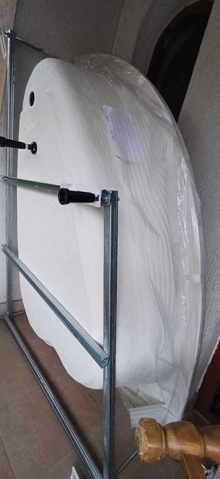 "ОНИКС" - вана за баня, ъглова, нова с опаковката, стойка  и сифон