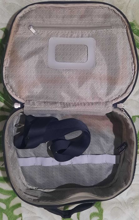 Дорожная сумка Redmond женская