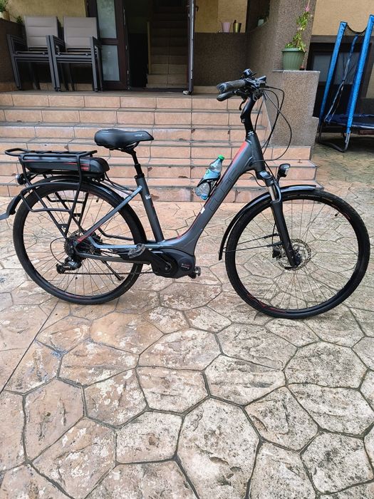 Bicicleta electrica Cube mărimea S