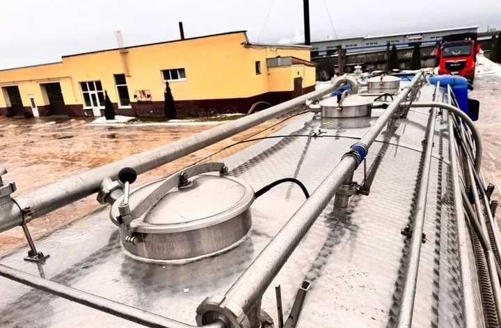 Цистерна Емкост Молоковоз