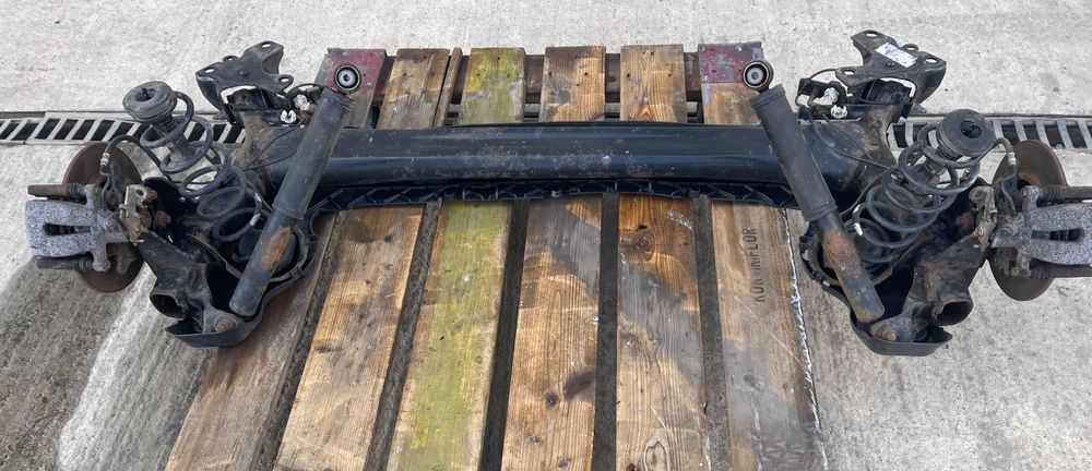 Punte spate Renault Megane 3 hatchback