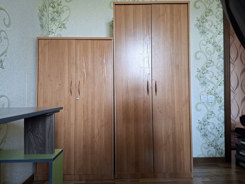 2ta shkaf. (Ilgichli va polkali)