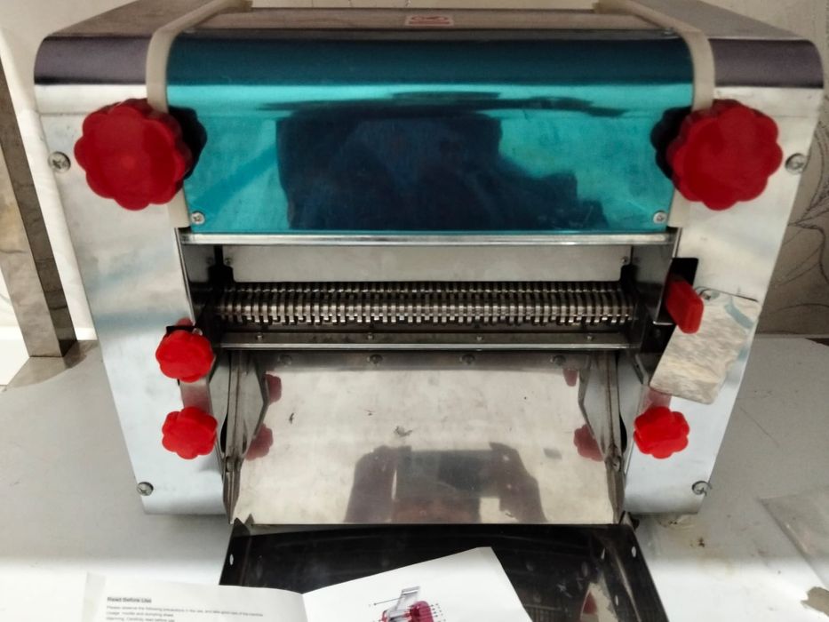 Лапша резка новая фирма AOTE