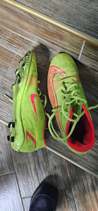 Футболни обувки NIKE