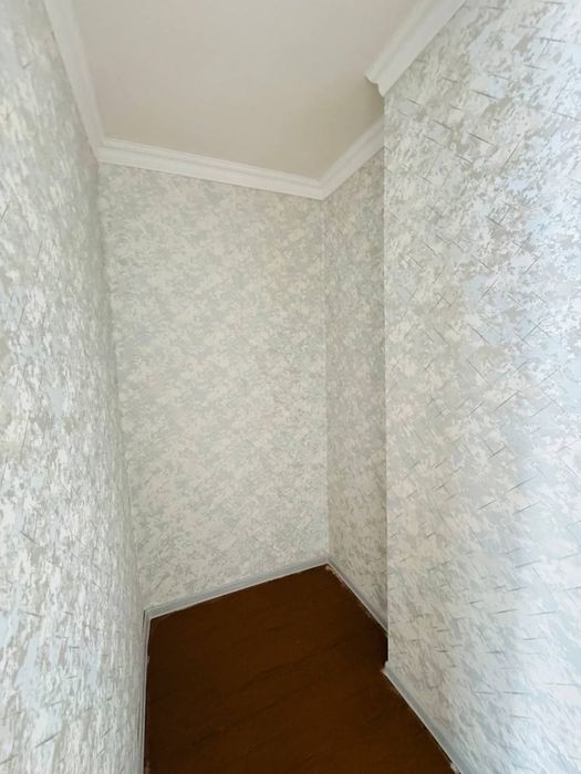 1 xonali uy 3 qavat Oktiyabir