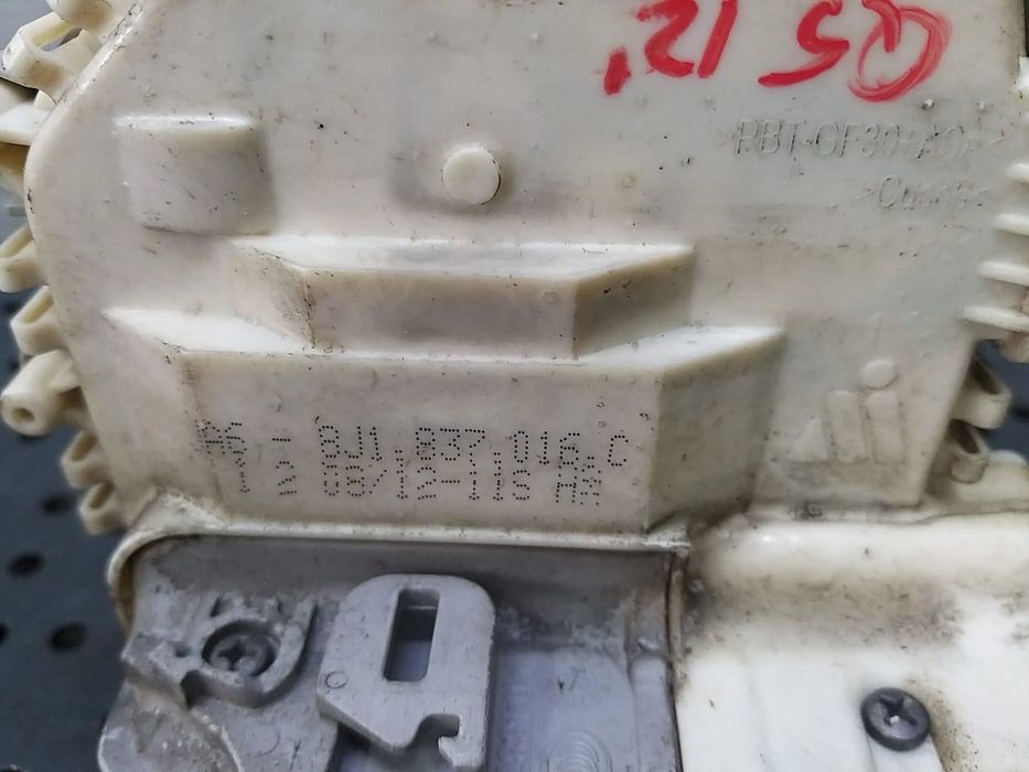 Broasca usa dreapta fata audi q5 8r 8j1837016c