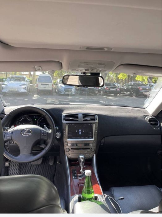 Продается Lexus 2007 года в отличном состоянии