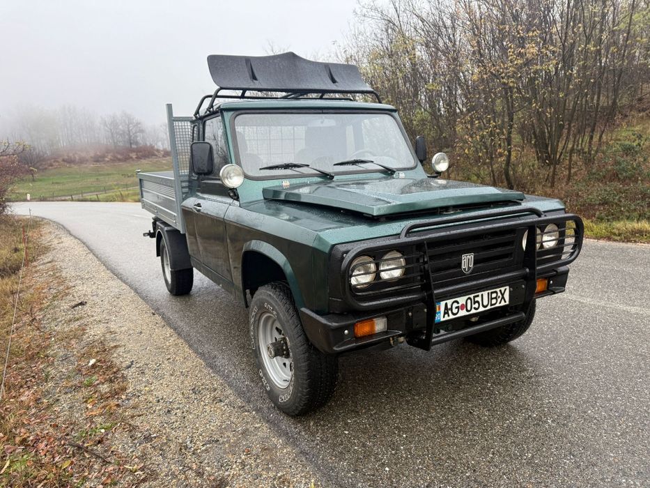 ARO 320 camionetă basculabila trilateral
