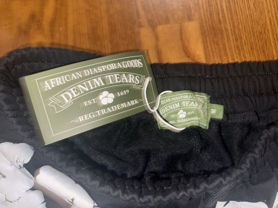 Denim tears shorts black