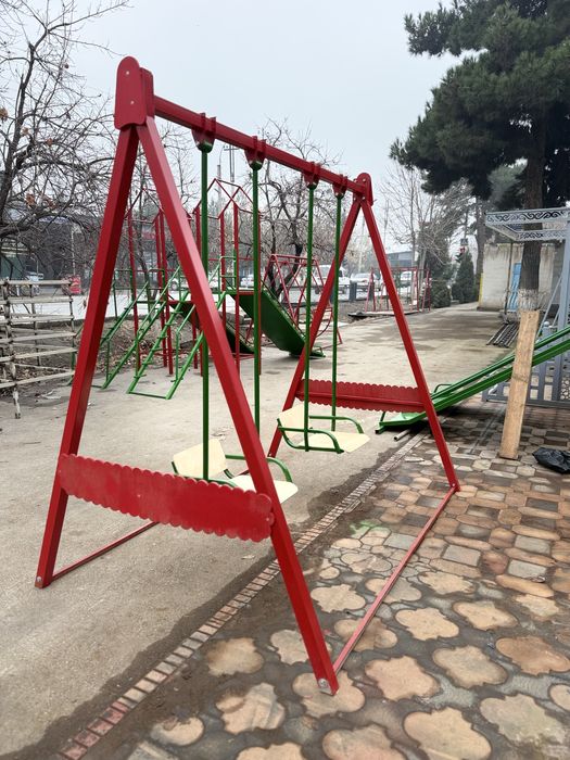 Bolalar maydoni sotiladi