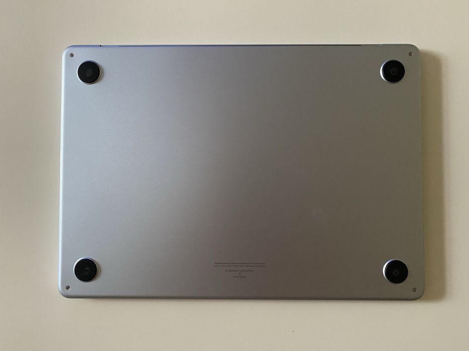 Macbook Air M4 13” 16/256 GB Sky blue