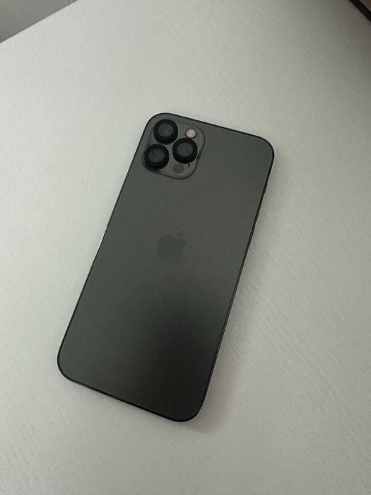 Продам iphone 12 pro 256 гб. 81 %