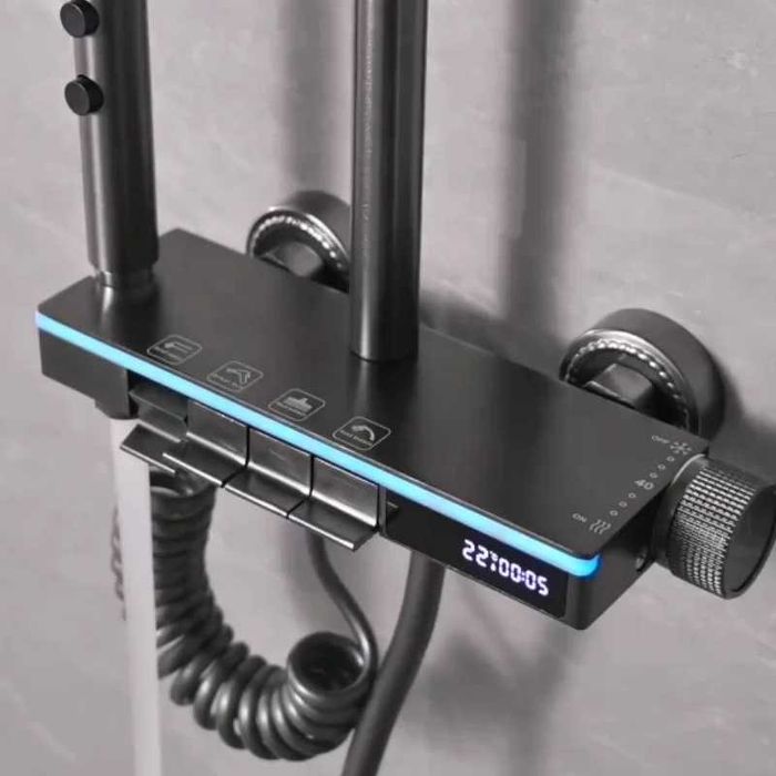 Модерен интелигентен душ с дисплей и LED подсветка D27