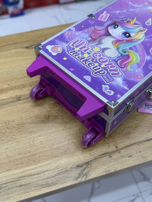 Набор детской косметики в чемодане Единорог