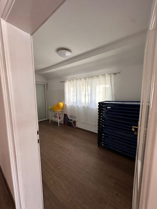 inchiriez etaj casa pt activitati copii! intrare separata zona centrala p