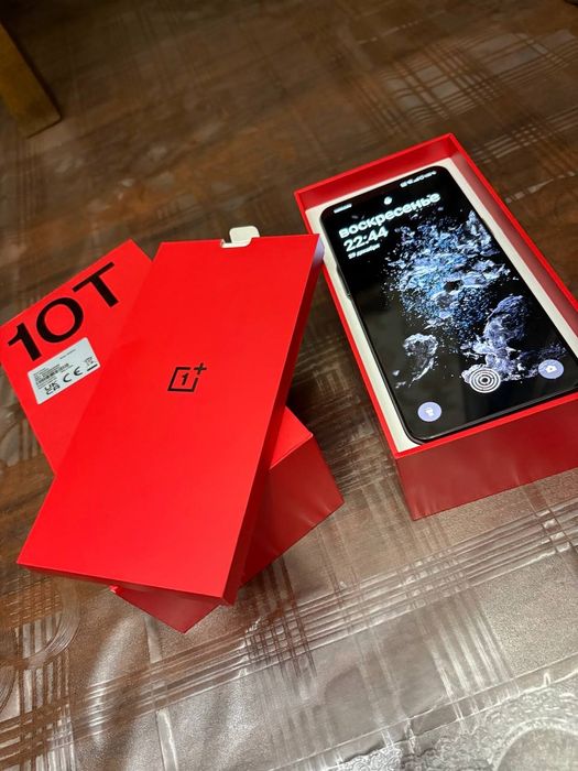 OnePlus 10T 8/128
