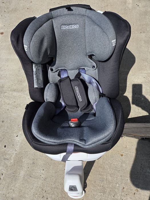 Scaun auto rotativ 360° Ricokids Stigo