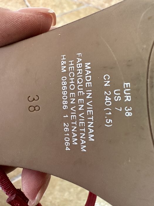 Sandale roșii H&M