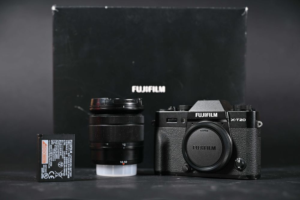 Fujifilm X-T20 с обектив Fujinon XC 16-50mm f/ 3.5-5.6 и поляризиращ филтър
