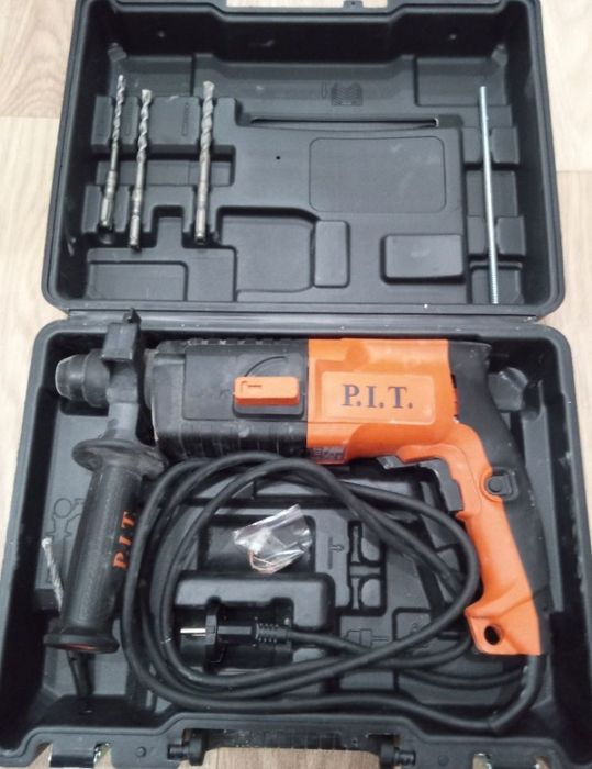 Продаю перфоратор