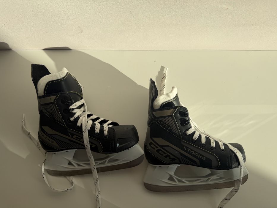 Коньки для хоккея