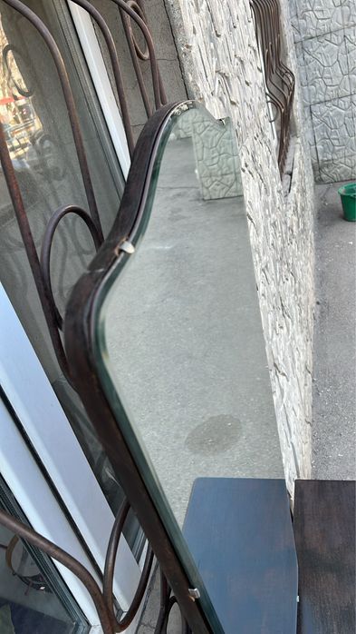 Старинная тумба с зеркалом