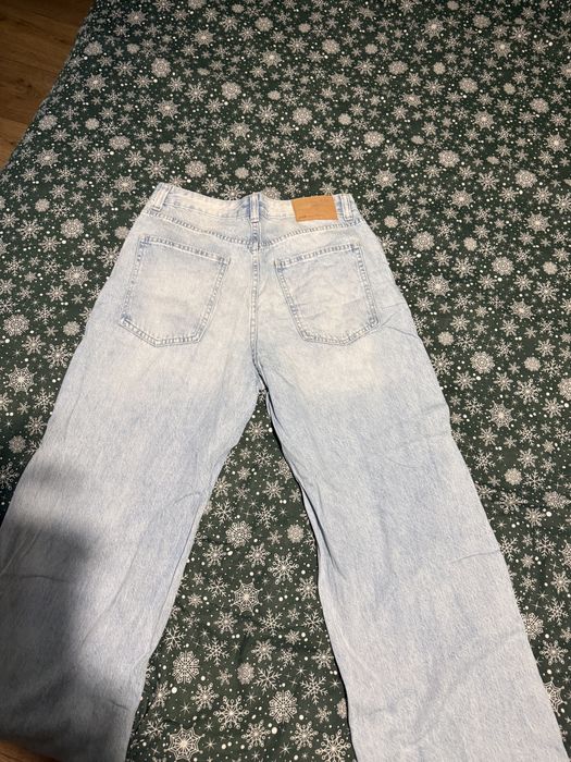 Дамски дънки с широк крачол