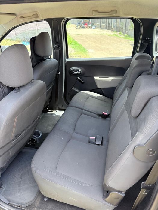 Dacia Lodgy 1.5 dCi – 2015 – Stare bună