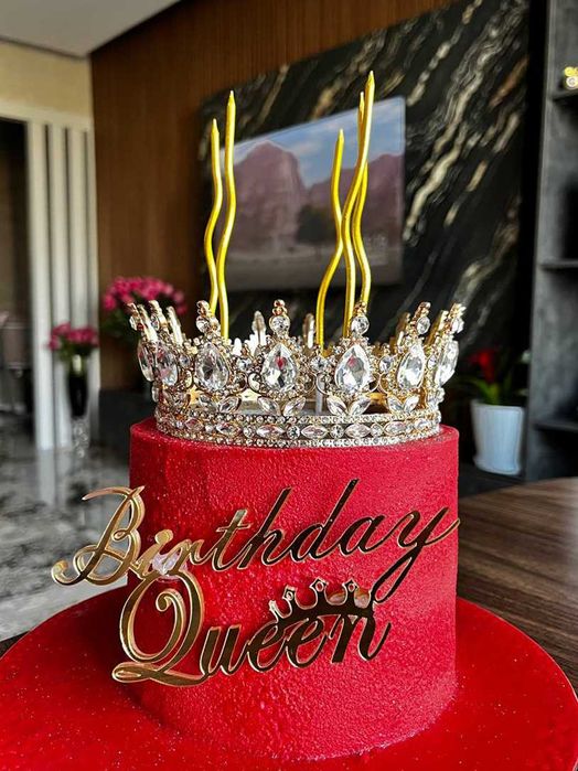 Корона с прозрачными кристаллами. Доставка включена.