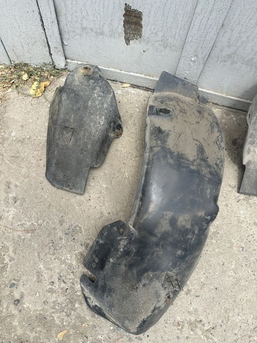 Задние подкрыльники на BMW E34 БМВ Е34