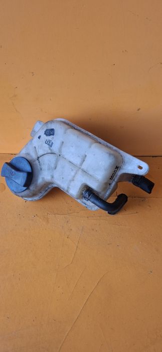 Разширителен съд за антифриз — Audi A6 C6 (4F) | OEM 4F0121403