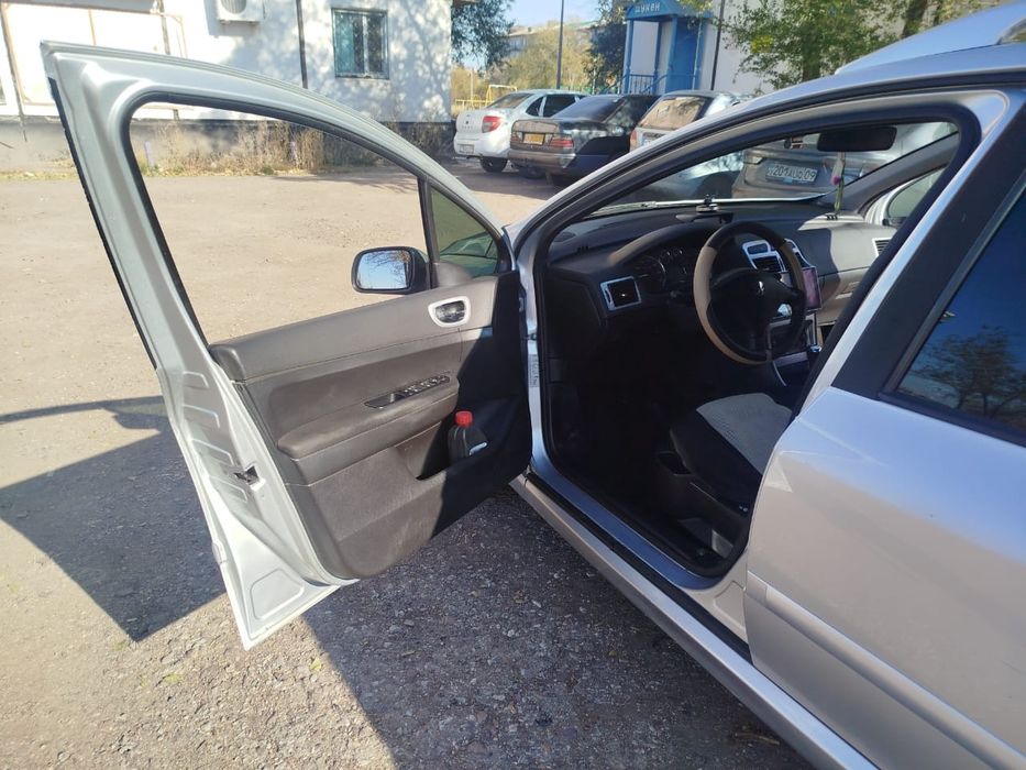 Пежо 307sw 1,6бензин