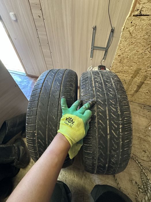 Продам шины 2шт