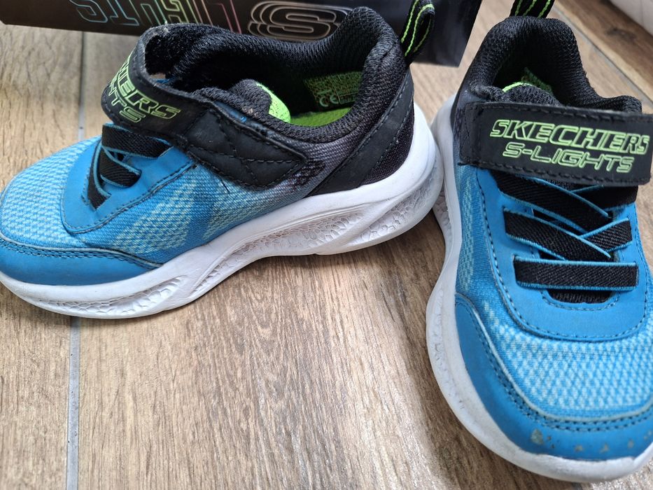 Маратонки Skechers 24 номер,джапанки