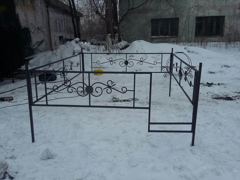 Оградки ритуальные.