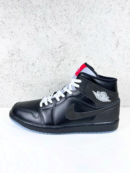Jordan 1 Mid SE Black Metallic Reimagined