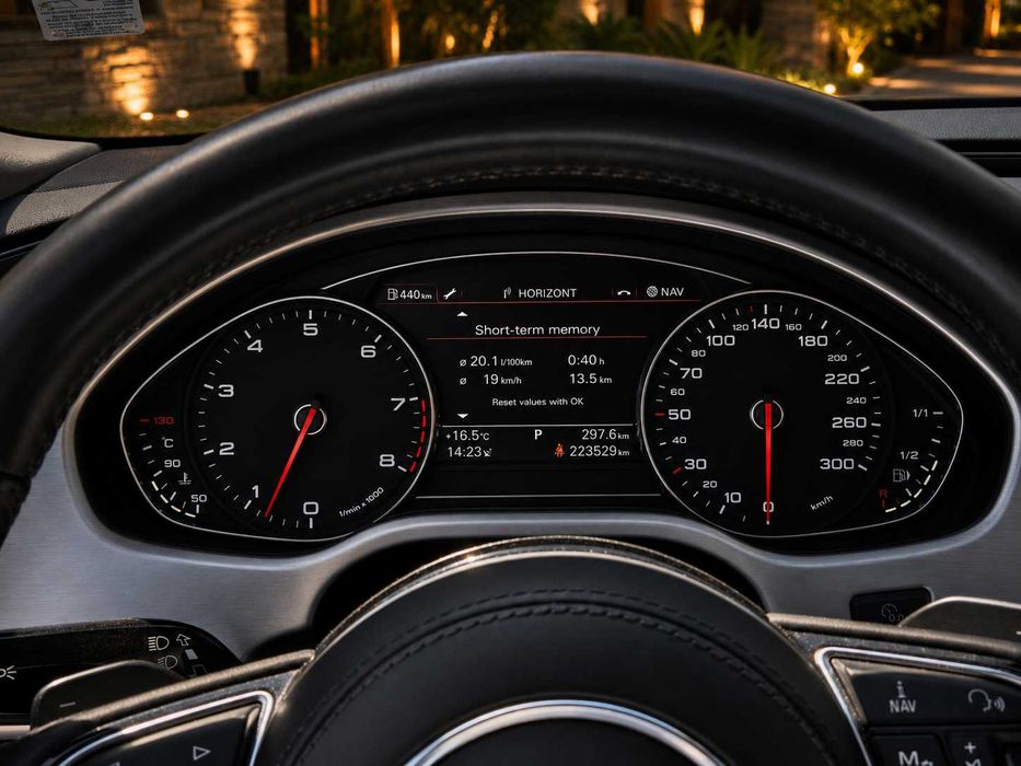Audi A8 D4 4.2 FSI
