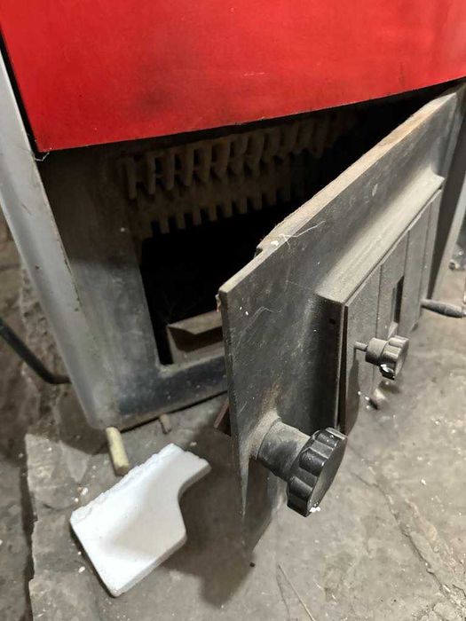 Котел за парно на дърва и въглища