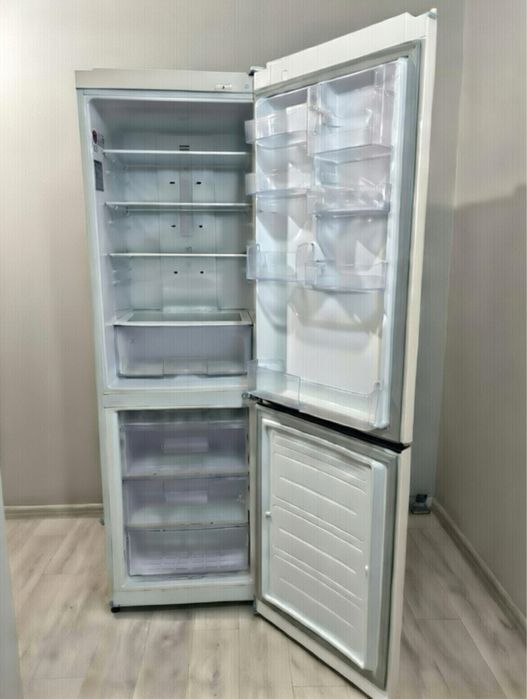 Холодильник LG NoFrost