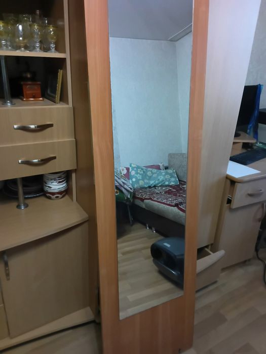 Два зеркала продам