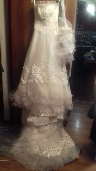 Свадебное платье