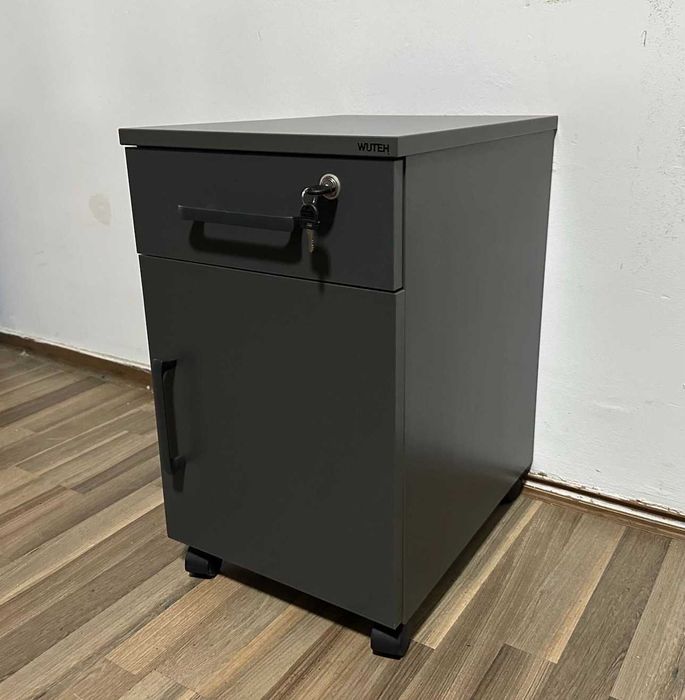 Rollbox EN-GROS min 20 buc; Pret special 70 lei Ideal pentru revanzare