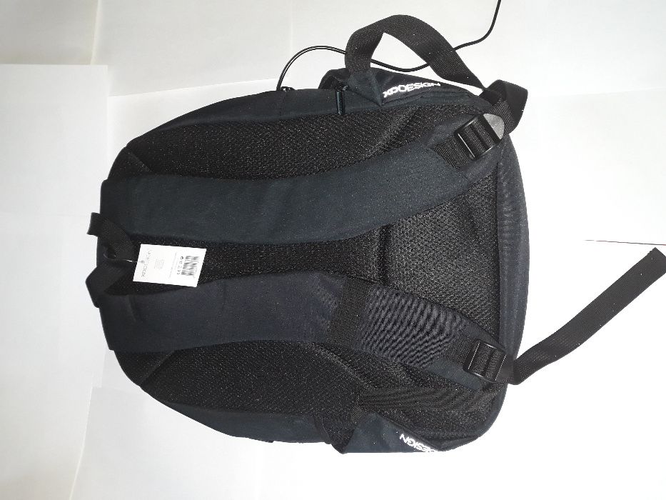 Ghiozdan cu boxa portabila wireless