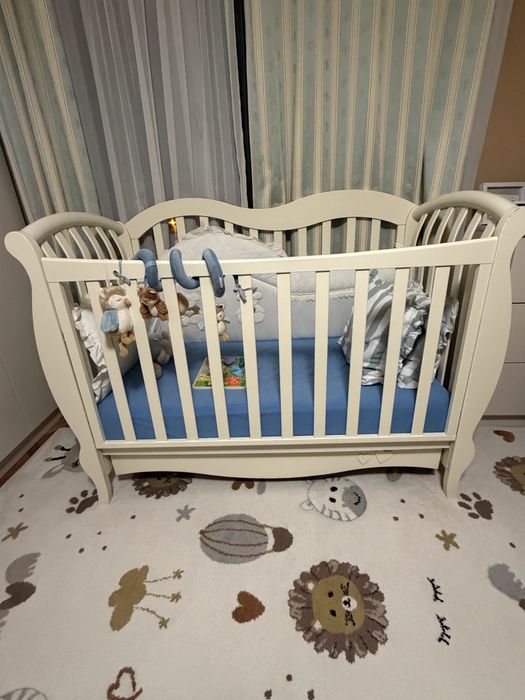 Pat bebelus produs de Baby Italia