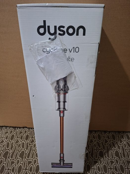 Вертикална Прахосмукачка DYSON V10 SV27
