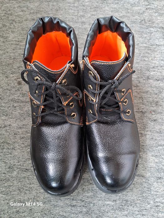 Продаются мужские ботинки (армейские)