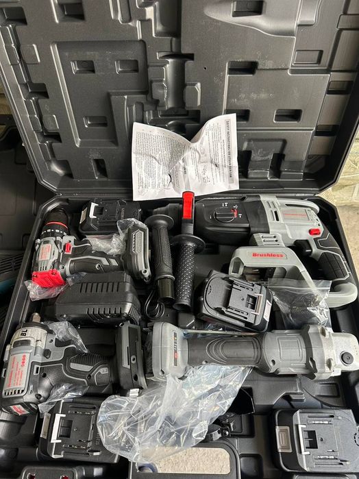 Super 4x1 nabor bosch ,makita ,dewalt ,crown